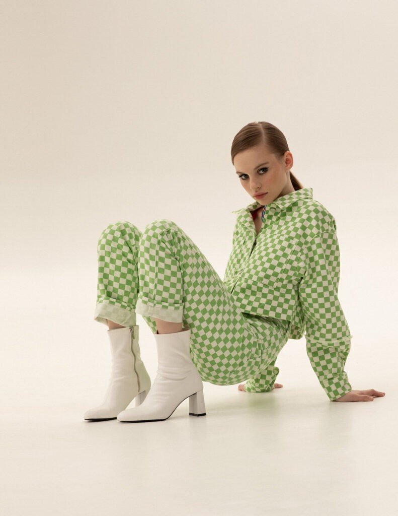 Read more about the article Twiggy