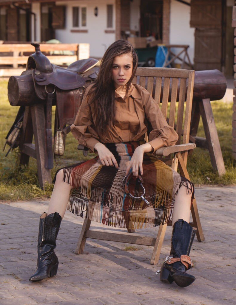 Read more about the article Country Girl