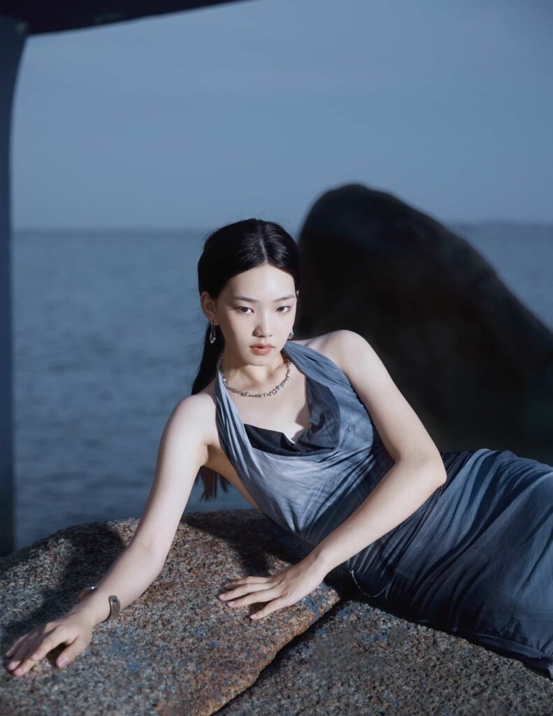 Read more about the article Flee As A Fish To Your Sea