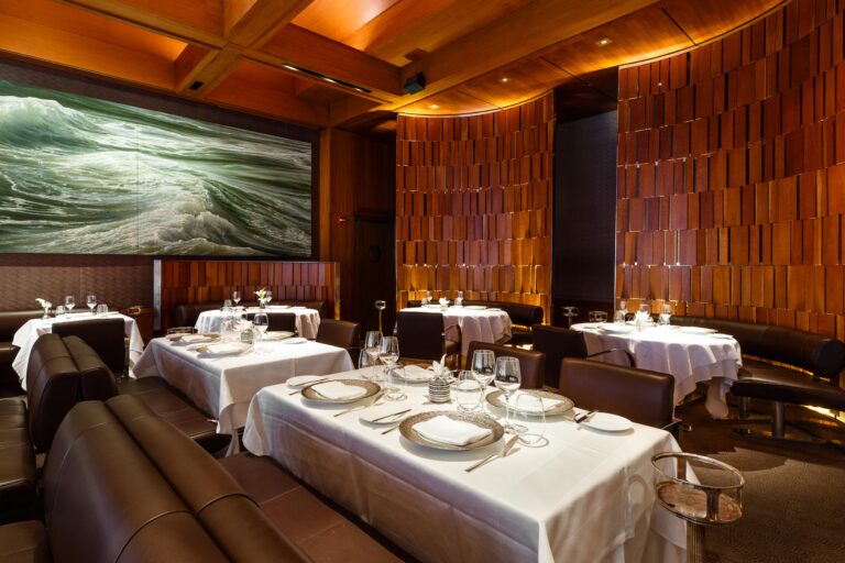 Read more about the article Le Bernardin: A Culinary Experience Beyond Compare